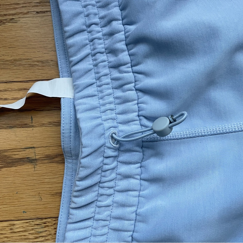 Lululemon 14 Light Blue Drawstring Waist Athletic pants very comfortable!
